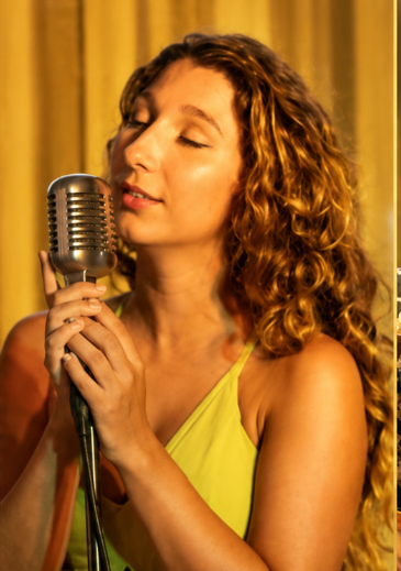 Isabela Piña cantant en directe